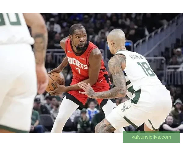 火箭险胜残阵雄鹿升至西部第五 杜兰特关键时刻拒绝逆转谢泼德三分新高