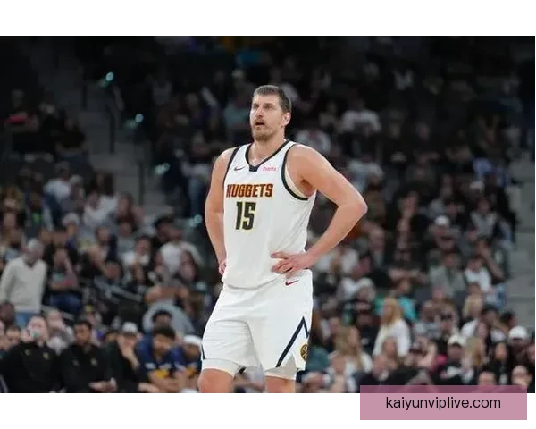 约基奇赞文班亚马攻防两端独一无二 称其是联盟难题